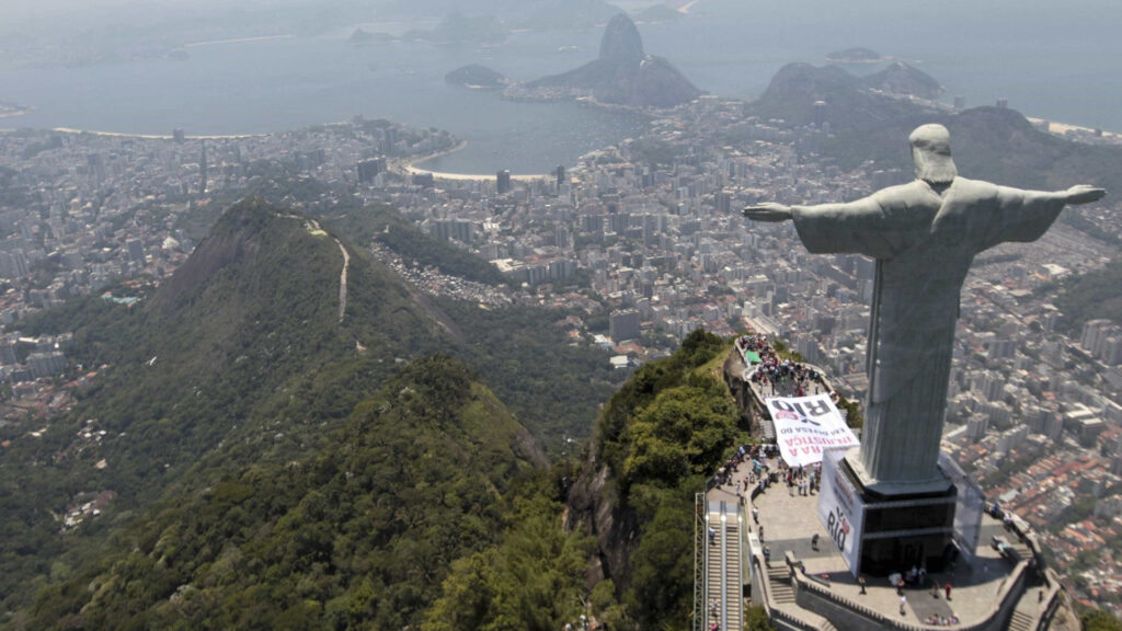 Os-5-melhores-pontos-turisticos-do-Rio-de-Janeiro-Cristo-Redentor